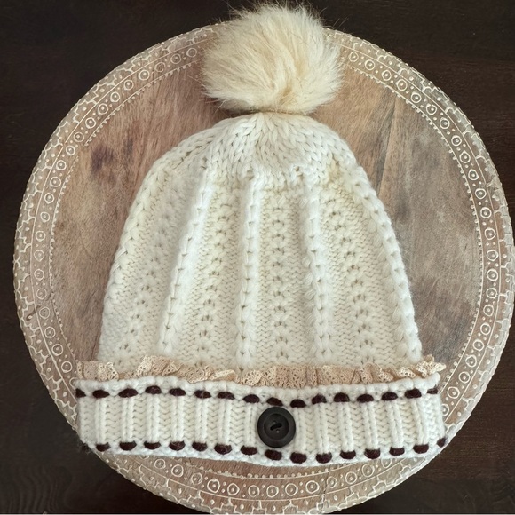 Women’s Winter Beanie Soft Girl Coquette Cottagecore Skater Aesthetic Neutral‎ - Picture 1 of 7
